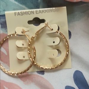 Fashion earrings